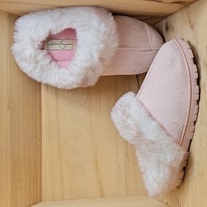 Jessica Simpson Micro Clog Slippers Pink